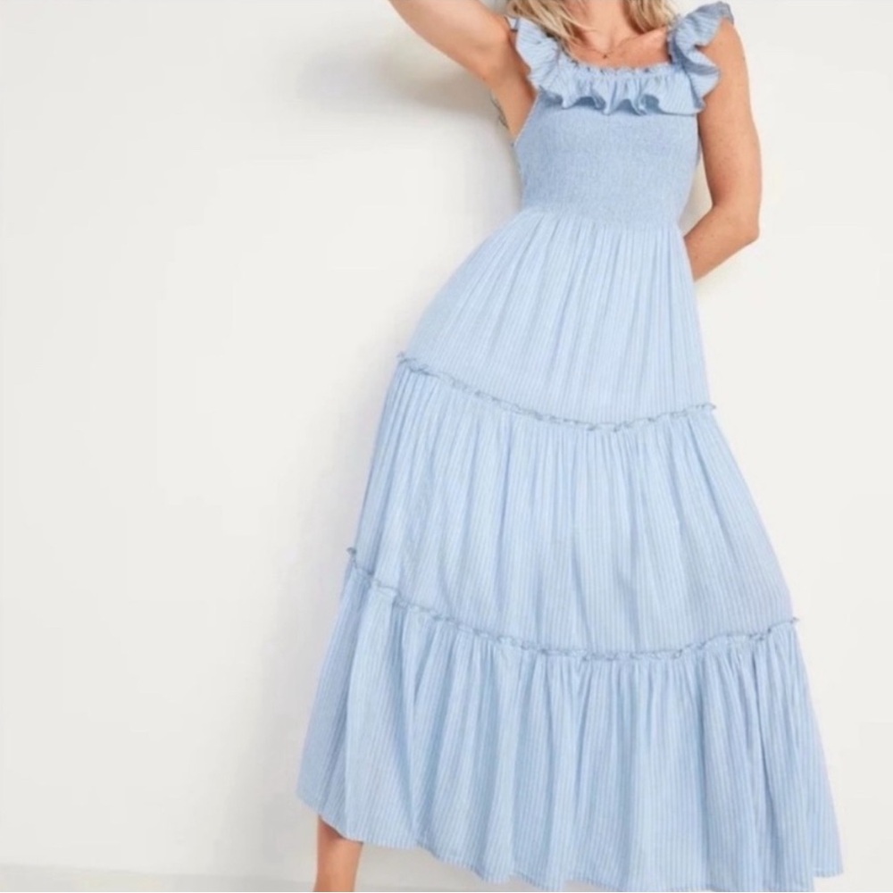 Old Navy Light Blue Striped Smocked Bodice Maxi Dress